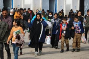 الأمم المتحدة تساعد بعض المهاجرين على مغادرة إيران... ونزوح 3.2 مليون شخص بسبب الحرب