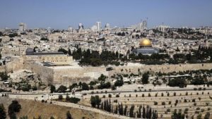 مسؤول بأوقاف القدس: نتوقع إعادة فتح المسجد الأقصى الأربعاء