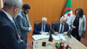 اتفاق مبدئي بين ليبيا والجزائر على استئناف الشحن الجوي ورحلات الطيران