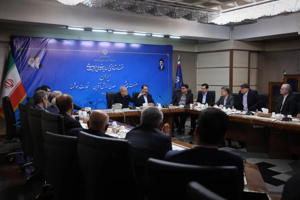 بزشكيان يكشف عن تواصل مباشر مع المرشد الإيراني الجديد