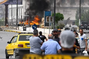 «الدفاع السورية» تعلن مقتل جندي بتفجير سيارة مفخخة في دمشق