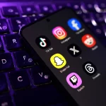 الإمارات تحظر منصات التواصل الاجتماعي للأطفال تحت سن 15 عاماً