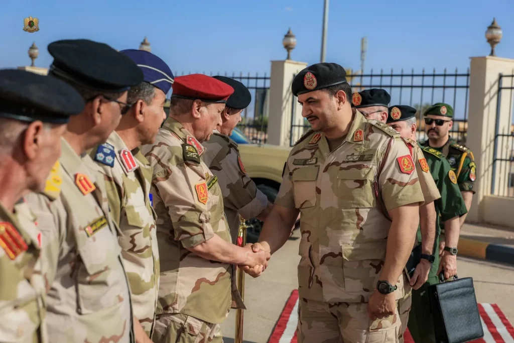 صدام حفتر يتعهد التصدي لأي محاولة تستهدف جنوب ليبيا في ظل اتساع عمليات تهريب الوقود والبشر
