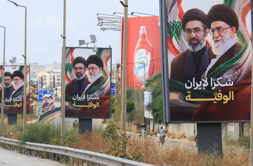 لبنان: «حزب الله» يتنصل من لافتات الشكر لإيران