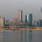 هجمات بالصواريخ والمسيّرات تستهدف الكويت والبحرين