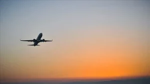 الجزائر تعيد فتح مجالها الجوي أمام الطيران المالي