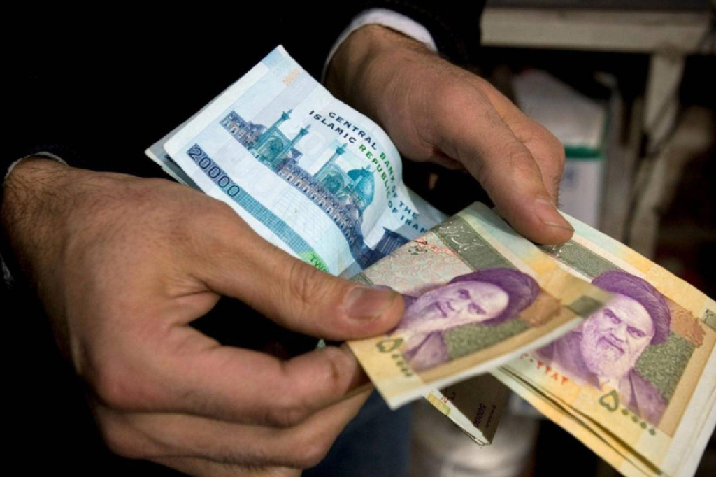 سقوط الريال: موجة جديدة من الغلاء تلتهم موائد الإيرانيين
